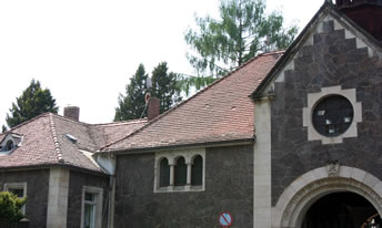 Projektbild: Friedhofskapelle - Sanierung Dach, Turm, Innenräume in Freital-Hainsberg